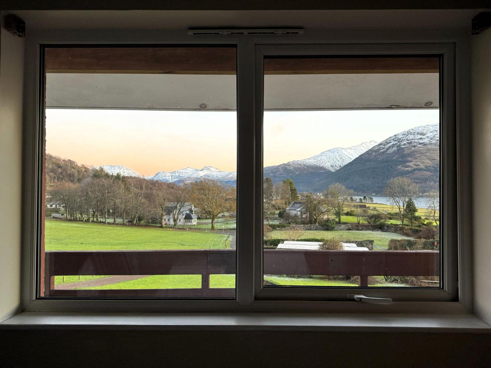 Ash, Birch And Rowan Self Catering Cabins Onich Extérieur photo